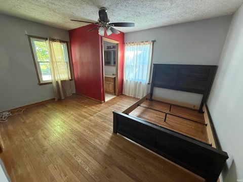 Tiny photo for 119 E Beckley Street, Royal Center, IN 46978 (MLS # 202618343)