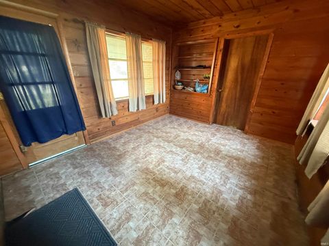 Tiny photo for 119 E Beckley Street, Royal Center, IN 46978 (MLS # 202618343)