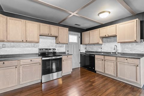 Tiny photo for 1021 Columbus Boulevard, Kokomo, IN 46901 (MLS # 202607478)