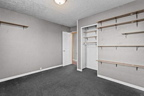 Tiny photo for 1021 Columbus Boulevard, Kokomo, IN 46901 (MLS # 202607478)