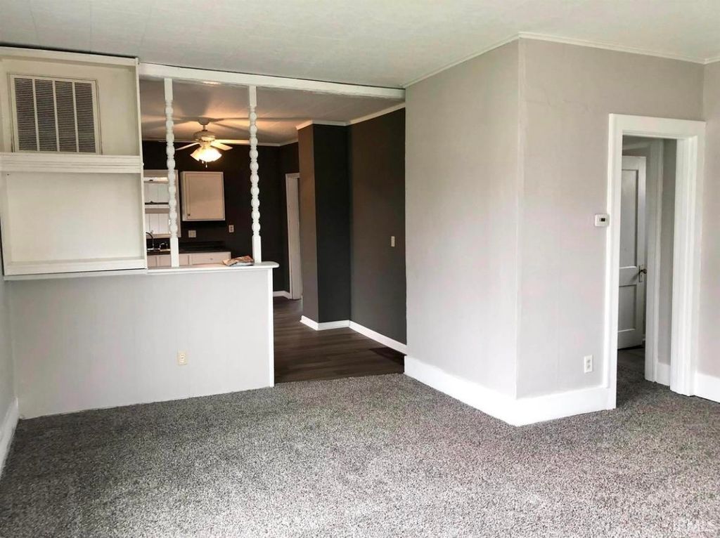 Photo of 1624 N Webster St, Kokomo, IN 46901 (MLS # 202608167)