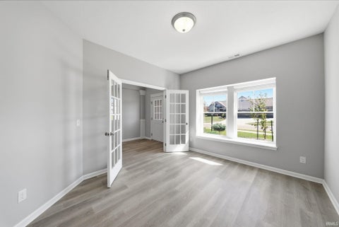 Tiny photo for 11910 Kendrick Court, Fort Wayne, IN 46818 (MLS # 202635105)