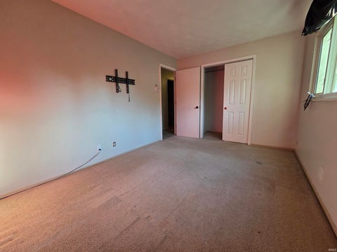 Tiny photo for 417 Weston Avenue, Churubusco, IN 46723 (MLS # 202642380)