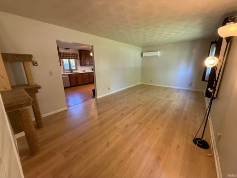 Tiny photo for 417 Weston Avenue, Churubusco, IN 46723 (MLS # 202642380)