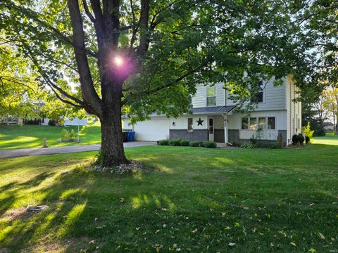Photo of 417 Weston Avenue, Churubusco, IN 46723 (MLS # 202642380)