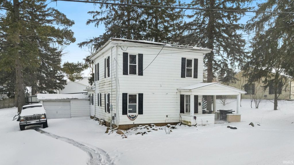 Photo of 404 N Martha Street, Angola, IN 46703 (MLS # 202602874)