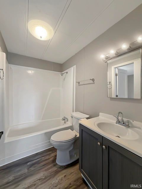 Tiny photo for 5314 W Gasline Road, Frankfort, IN 46041 (MLS # 202546426)