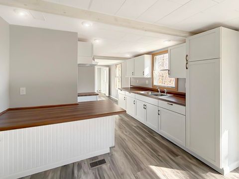 Tiny photo for 5314 W Gasline Road, Frankfort, IN 46041 (MLS # 202546426)