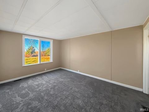 Tiny photo for 5314 W Gasline Road, Frankfort, IN 46041 (MLS # 202546426)