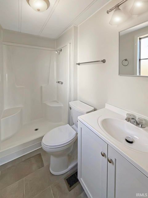 Tiny photo for 5314 W Gasline Road, Frankfort, IN 46041 (MLS # 202546426)