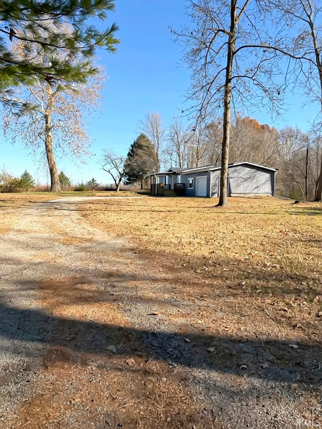 Photo of 5314 W Gasline Road, Frankfort, IN 46041 (MLS # 202546426)