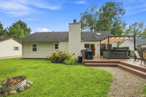 Tiny photo for 833 Foxwood Drive, Lafayette, IN 47905 (MLS # 202633674)