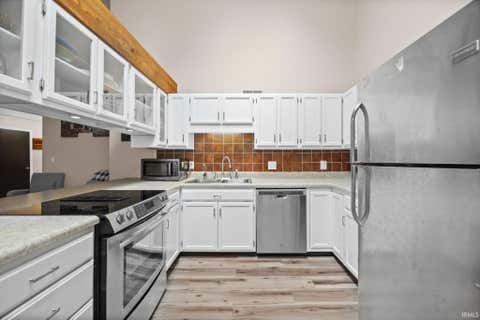 Tiny photo for 833 Foxwood Drive, Lafayette, IN 47905 (MLS # 202633674)