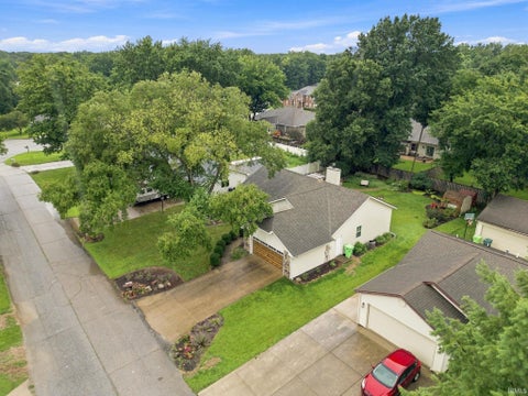 Tiny photo for 833 Foxwood Drive, Lafayette, IN 47905 (MLS # 202633674)