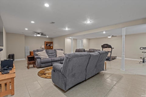 Tiny photo for 51421 Merville Court, South Bend, IN 46637 (MLS # 202643778)