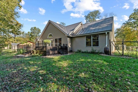Tiny photo for 51421 Merville Court, South Bend, IN 46637 (MLS # 202643778)