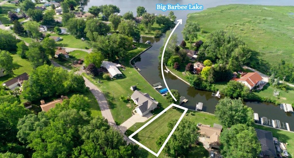Photo of TBD E South Barbee Drive #easement, Pierceton, IN 46562 (MLS # 202623597)