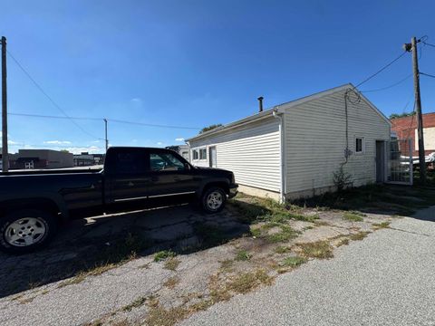 Tiny photo for 1001 N Washington Street, Kokomo, IN 46901 (MLS # 202544103)