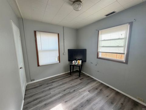 Tiny photo for 1009 N Korby Street, Kokomo, IN 46901 (MLS # 202602619)