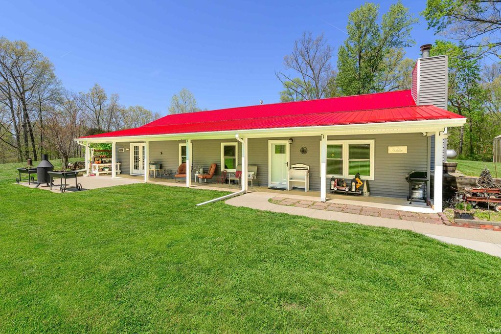 Photo of 5182 W Woodland Road, Ellettsville, IN 47429 (MLS # 202615181)