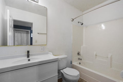 Tiny photo for 2320 Rogers Street, Lafayette, IN 47905 (MLS # 202635988)