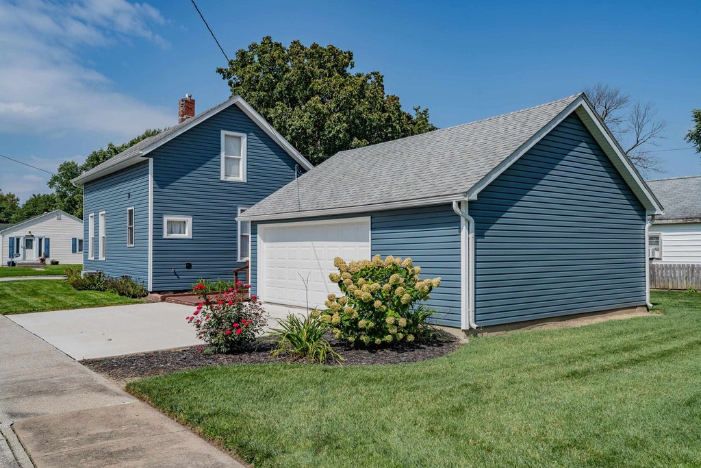 Photo of 1102 Powers Street, New Haven, IN 46774 (MLS # 202635359)