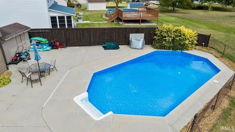 Tiny photo for 1404 Davidson Court, Auburn, IN 46706 (MLS # 202612982)