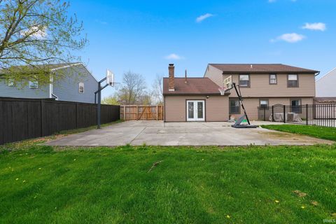 Tiny photo for 1404 Davidson Court, Auburn, IN 46706 (MLS # 202612982)