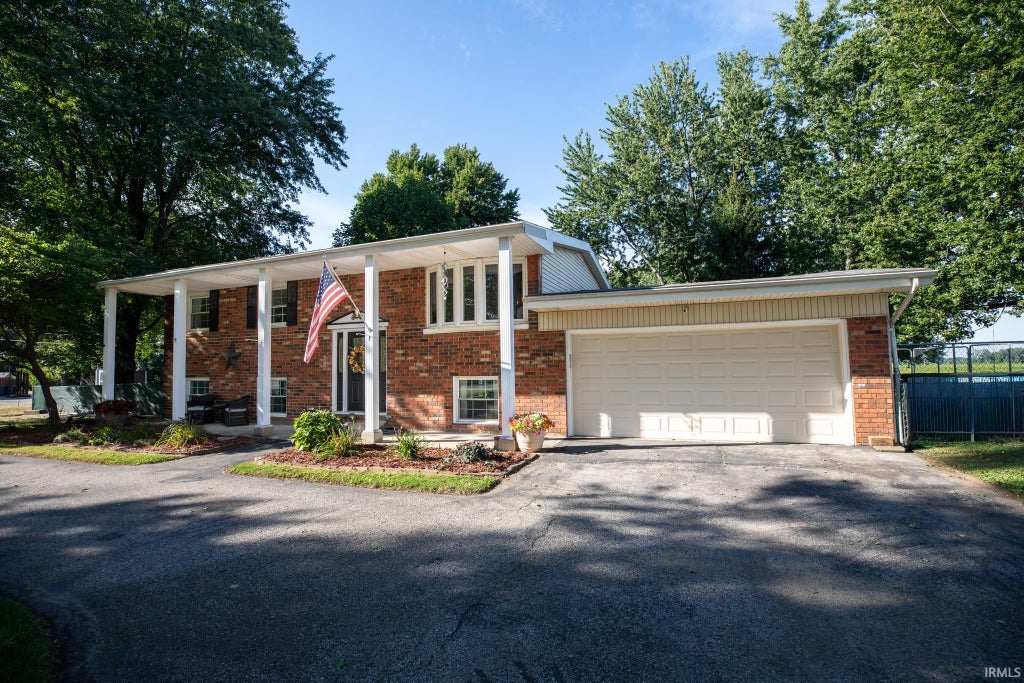 Photo of 501 Shaffer Road, Bourbon, IN 46504 (MLS # 202637146)