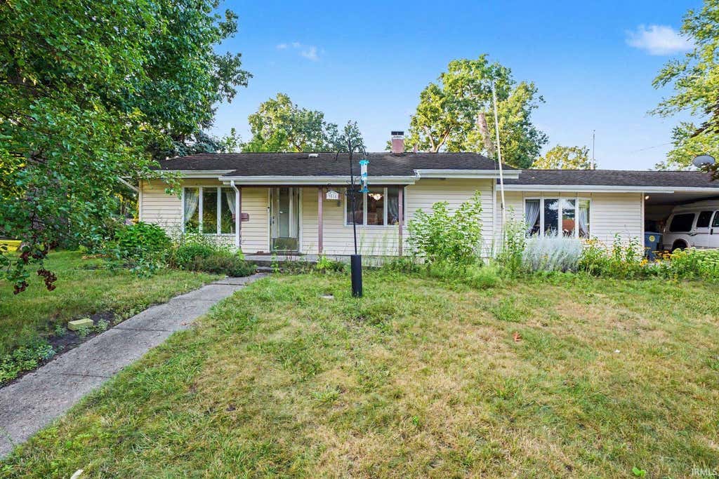 Photo of 3518 Rexford Drive, South Bend, IN 46615 (MLS # 202634445)