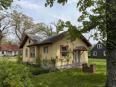 Tiny photo for 1922 Bergan Street, South Bend, IN 46628 (MLS # 202625427)