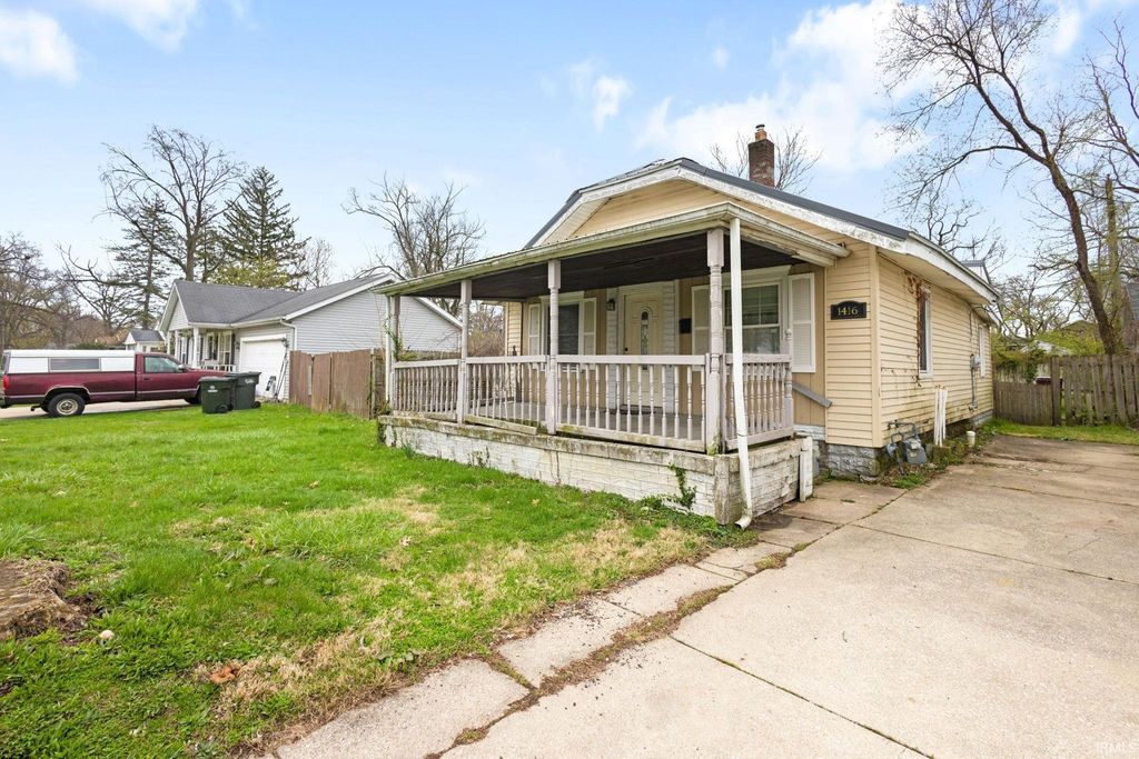 Photo of 1416 Campeau Street, South Bend, IN 46617 (MLS # 202613239)