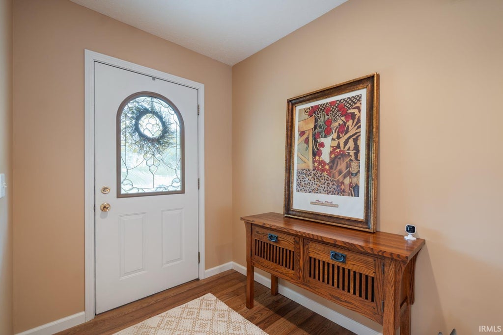 Photo of 260 Gilliam Drive, Warsaw, IN 46590 (MLS # 202629416)