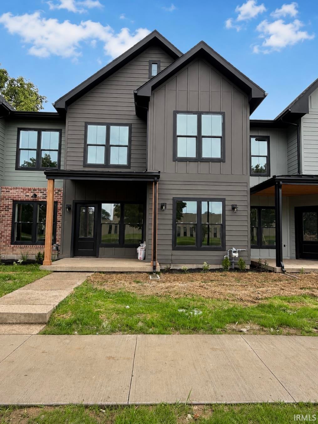Photo of 716 N Walnut Street, Muncie, IN 47305 (MLS # 202625528)