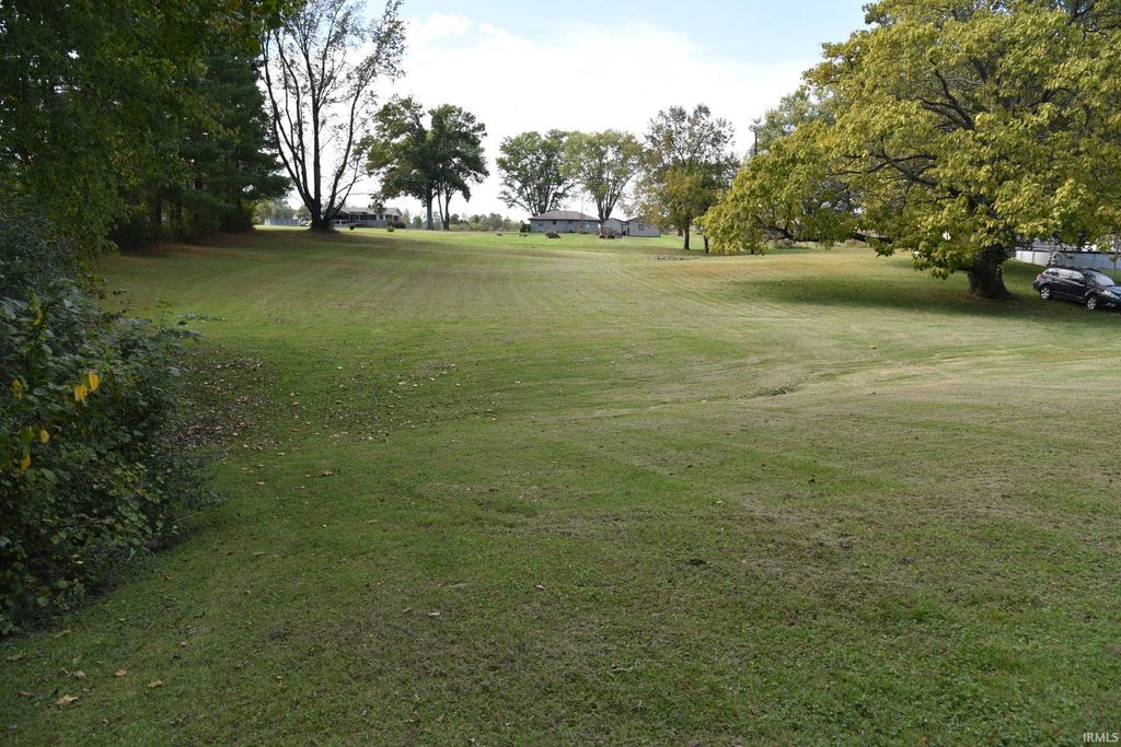 Photo of 9 Locksley Ct, Bedford, IN 47421 (MLS # 202541631)