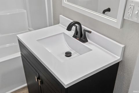 Tiny photo for 17503 Wayne Street, Zanesville, IN 46799 (MLS # 202605317)