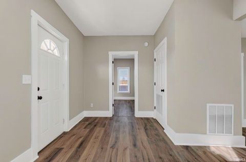 Tiny photo for 17503 Wayne Street, Zanesville, IN 46799 (MLS # 202605317)