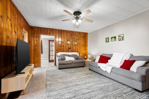 Tiny photo for 406 A&B Marion Street, Monticello, IN 47960 (MLS # 202617793)