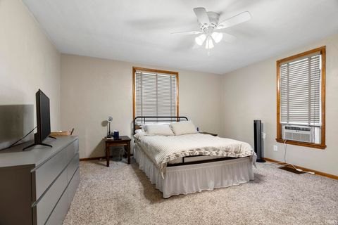 Tiny photo for 406 A&B Marion Street, Monticello, IN 47960 (MLS # 202617793)