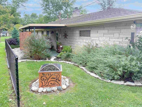 Tiny photo for 721 MAPLECREST Avenue, Kokomo, IN 46902 (MLS # 202639217)