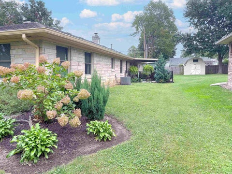 Tiny photo for 721 MAPLECREST Avenue, Kokomo, IN 46902 (MLS # 202639217)