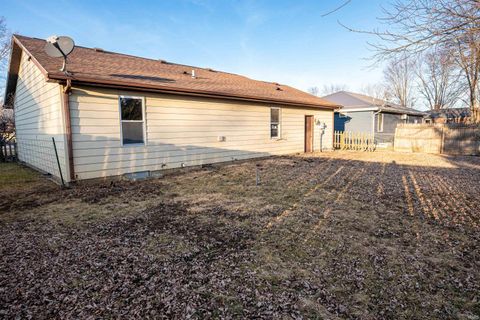 Tiny photo for 1006 E DELPHI Pike, Converse, IN 46919 (MLS # 202606407)