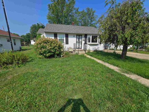 Photo of 1921 S Market Street, Kokomo, IN 46902 (MLS # 202530454) Photo of 1921 S Market Street, Kokomo, IN 46902 (MLS # 202530454)
