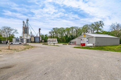 Photo of 10199 S Wayne Road, Warren, IN 46792 (MLS # 202624846)