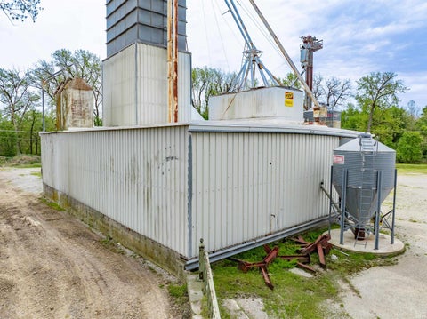 Tiny photo for 10199 S Wayne Road, Warren, IN 46792 (MLS # 202624846)