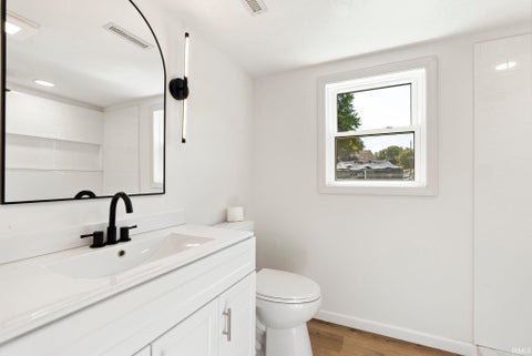 Tiny photo for 902 N 7th Street, Goshen, IN 46528 (MLS # 202629980)