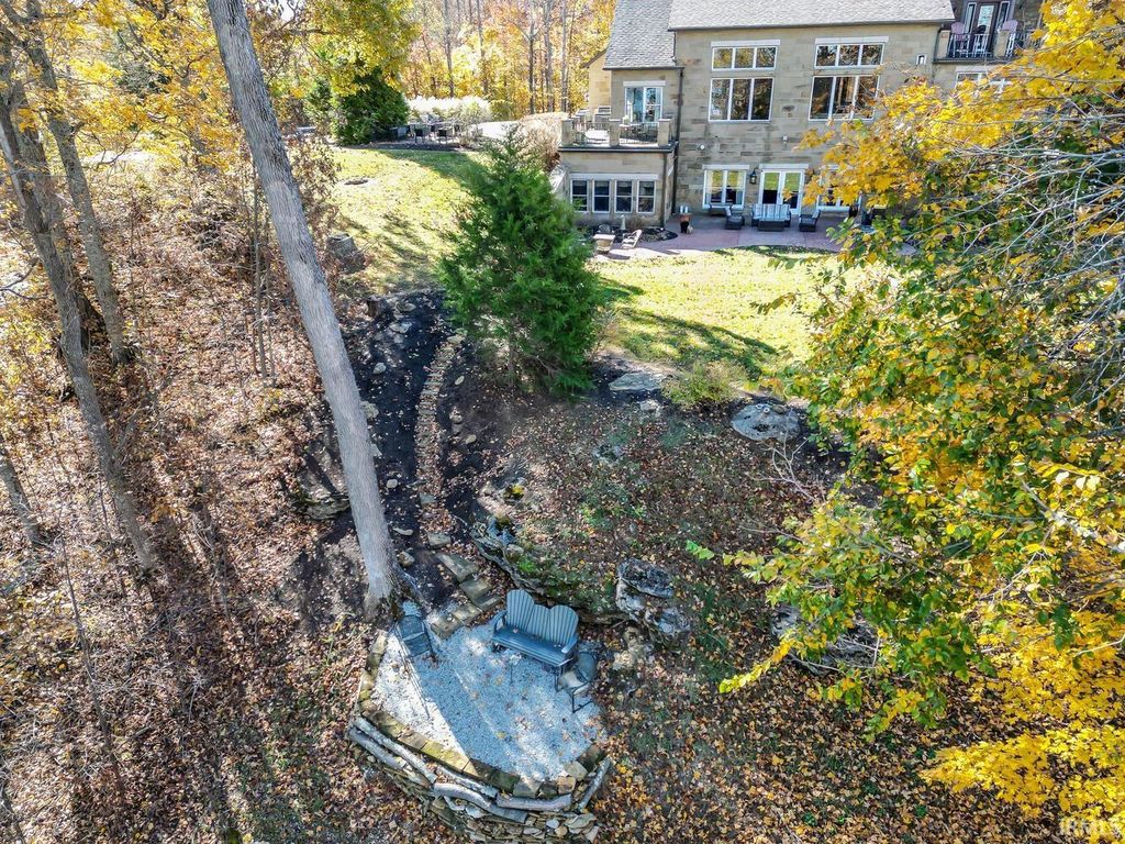 Photo of 2753 E Pedigo Bay Drive, Bloomington, IN 47401 (MLS # 202613891)