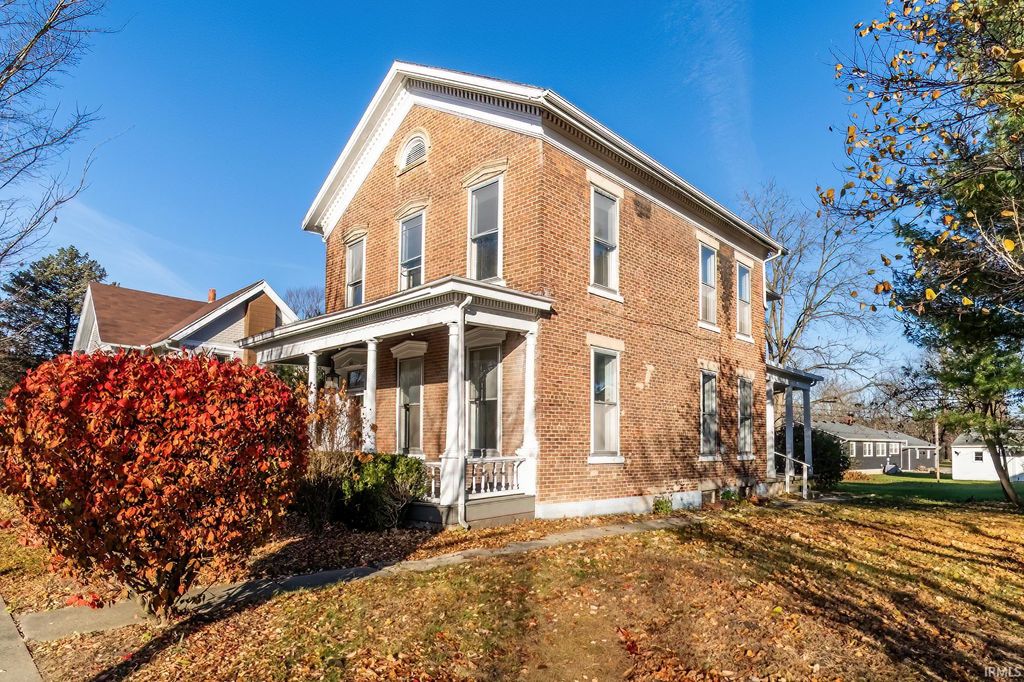 Photo of 627 Main Street, New Haven, IN 46774 (MLS # 202546056)