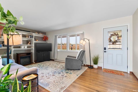 Tiny photo for 5203 E 400 N, Lafayette, IN 47905 (MLS # 202643980)