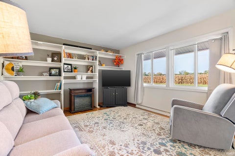 Tiny photo for 5203 E 400 N, Lafayette, IN 47905 (MLS # 202643980)